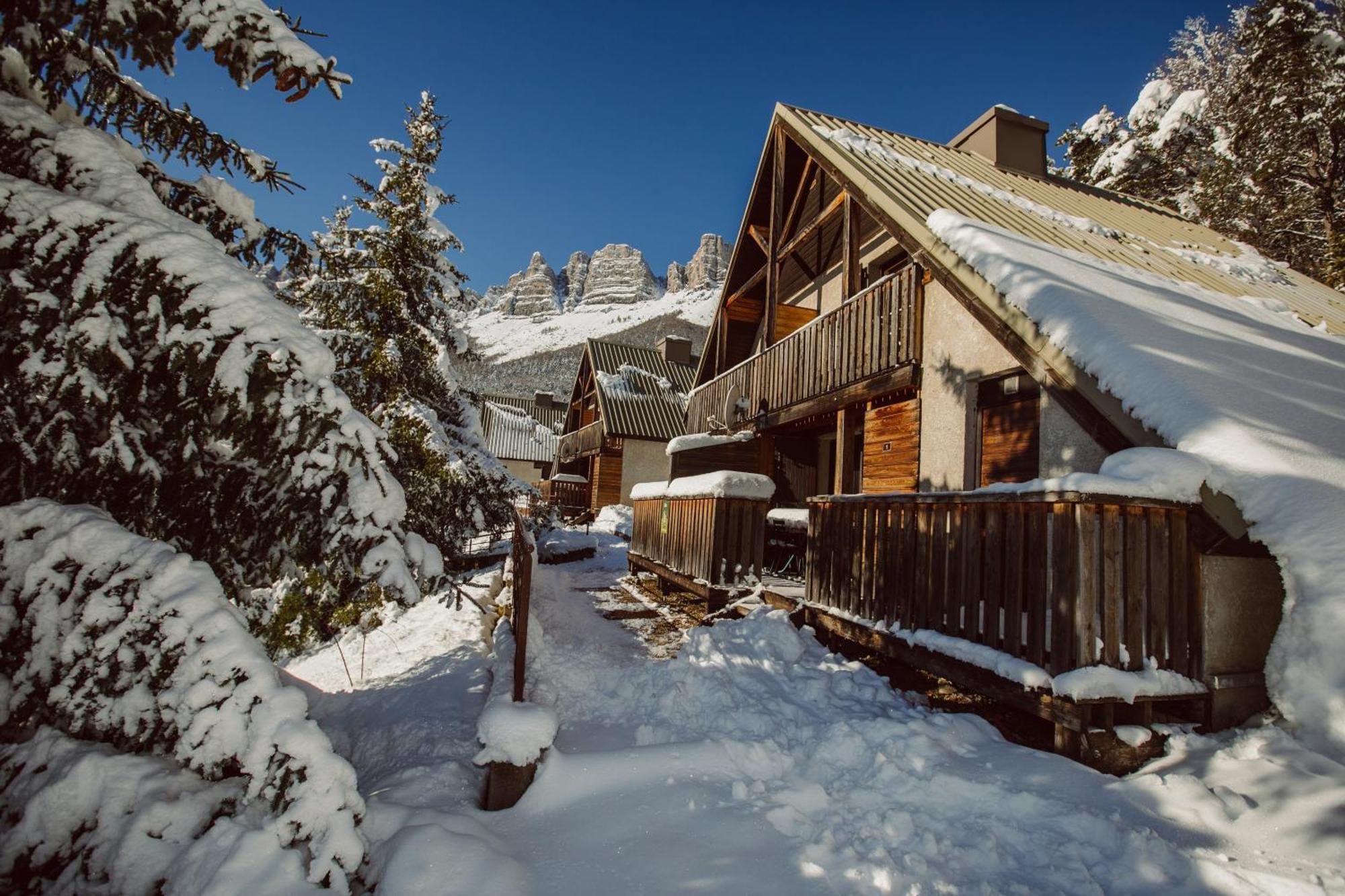 Eterpa Les Chalets De Pre Clos En Vercors Saint-Andéol المظهر الخارجي الصورة